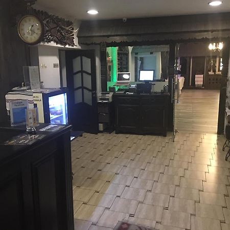 Casa Bucovineana Hotel Szucsáva Kültér fotó