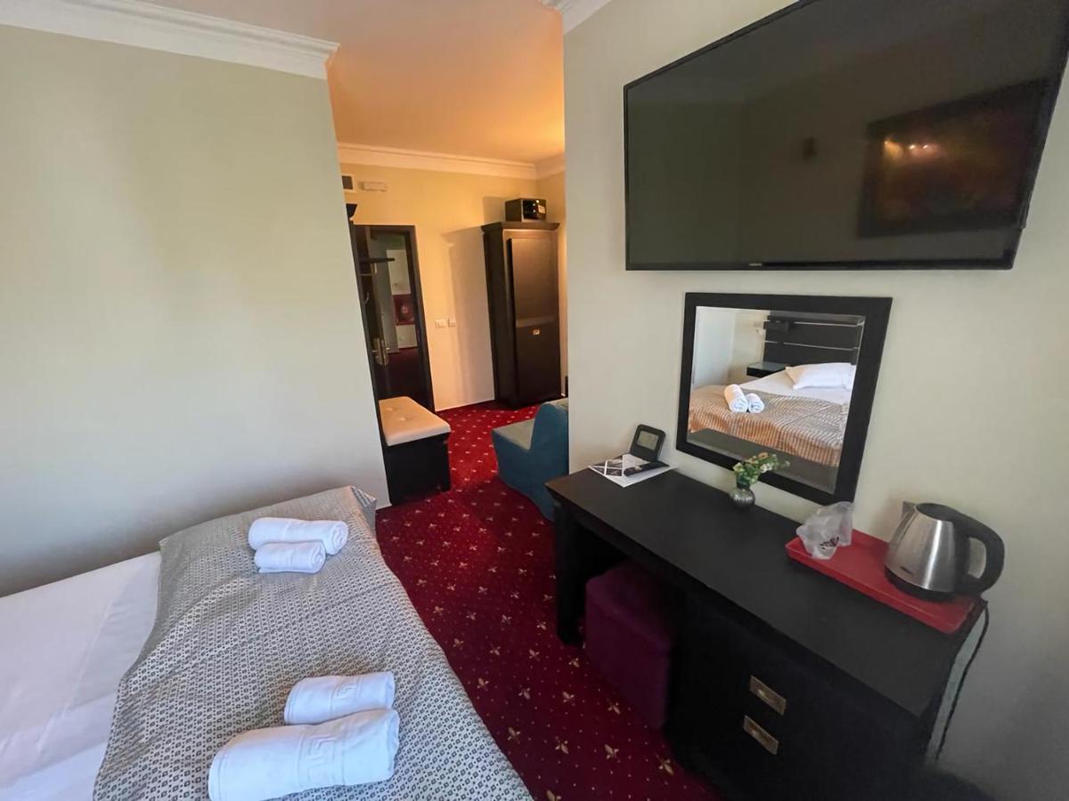 Casa Bucovineana Hotel Szucsáva Kültér fotó