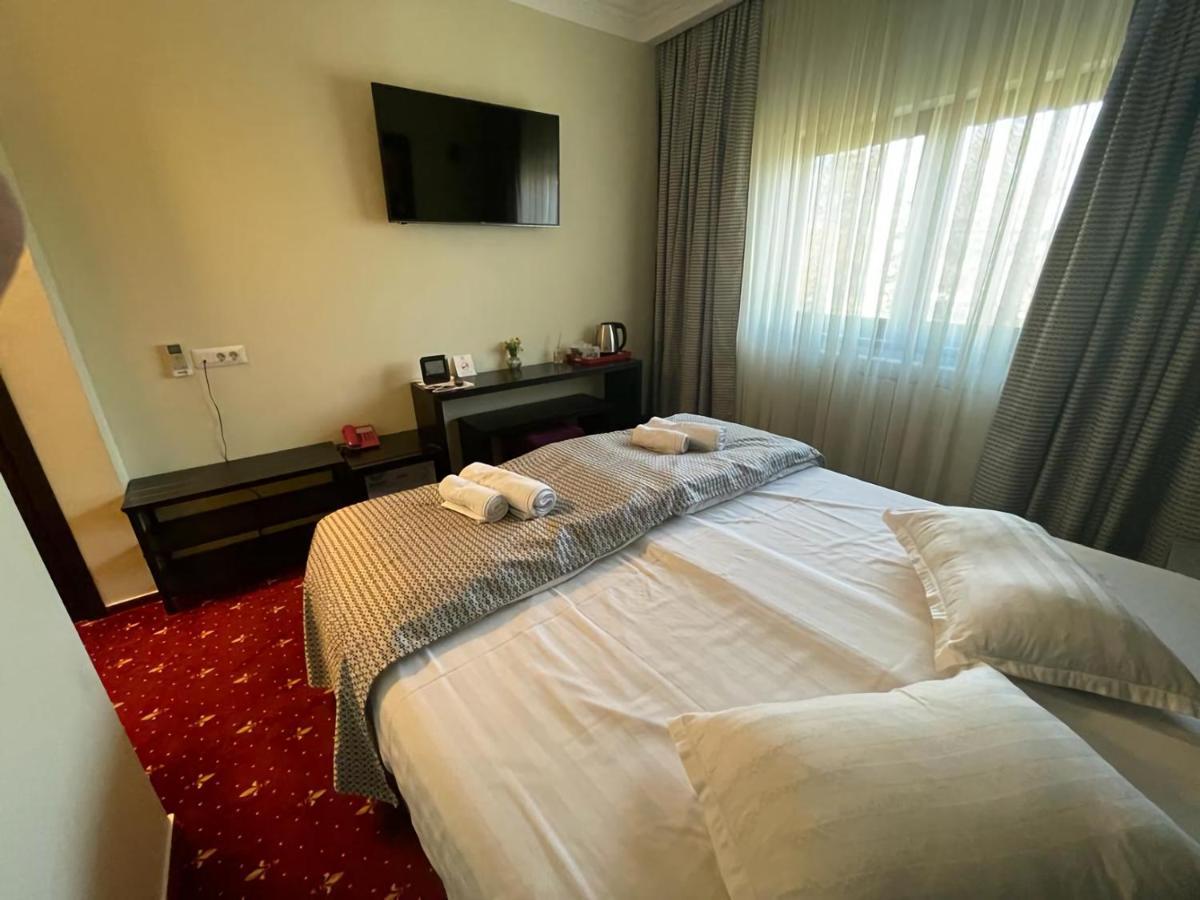 Casa Bucovineana Hotel Szucsáva Kültér fotó