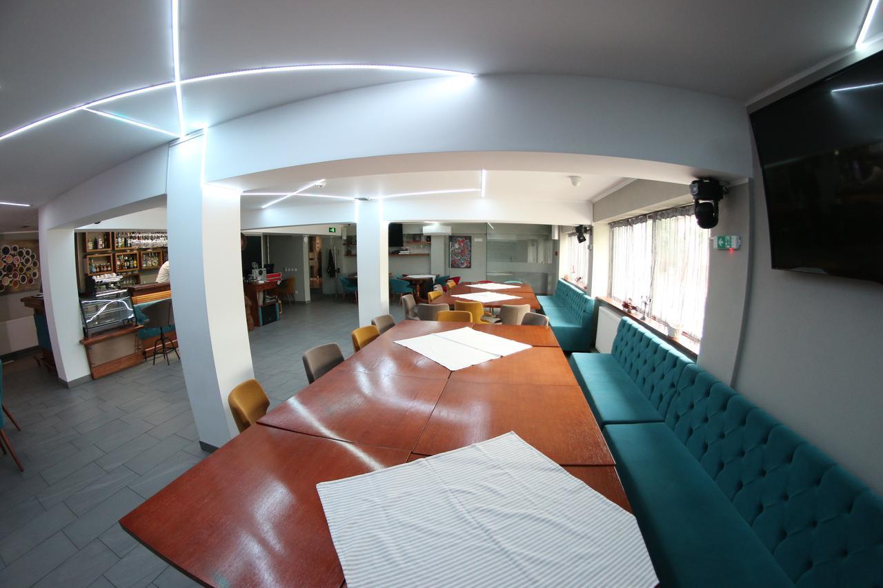 Casa Bucovineana Hotel Szucsáva Kültér fotó