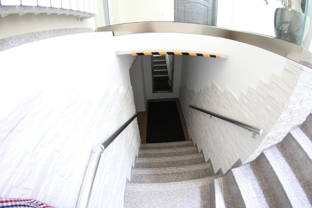 Casa Bucovineana Hotel Szucsáva Kültér fotó